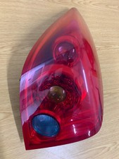 Rückleuchte Rücklicht Nissan Primera P12 Fließheck Limousine hinten rechts TOP