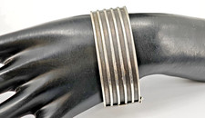 schöner Design Armreif