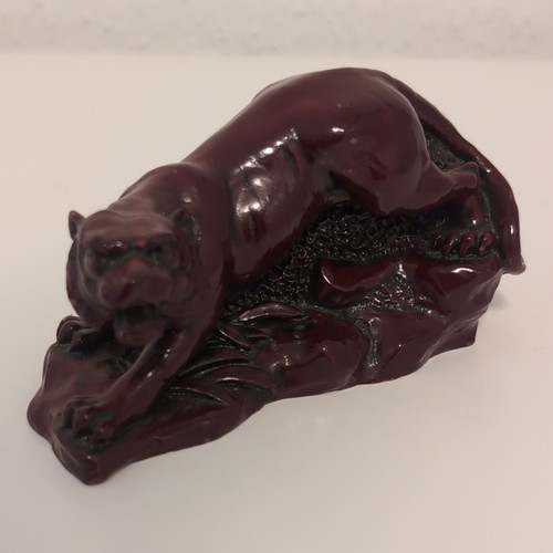 Panther skulptur burgunderrot - panther,