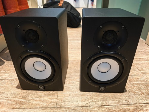 Yamaha hs5 - yamaha,