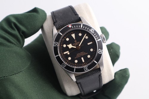 Tudor black bay - tudor, heritage