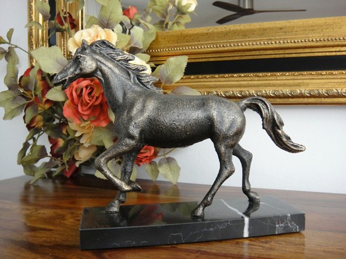 Statue pferd eisen marmor - +,