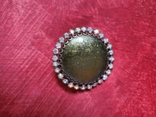 alte runde Brosche .. noch bei Oma gefunden