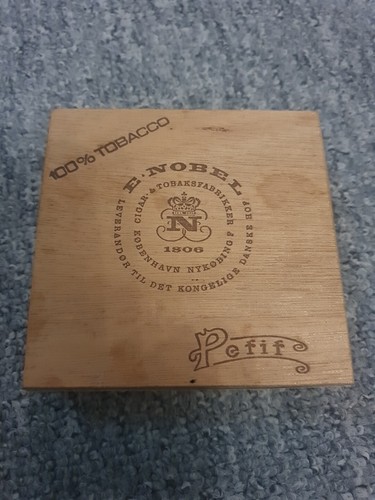 Holzdose zigarrendose petit - zigarrendose,
