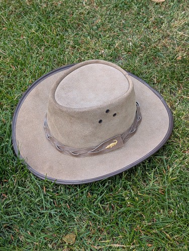 Coastline hat company explorer - company,