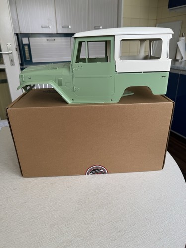 Rc4wd toyota landcruiser fj40 - rc4wd,