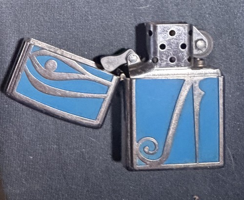Eye the horus zippo 2002 - the,