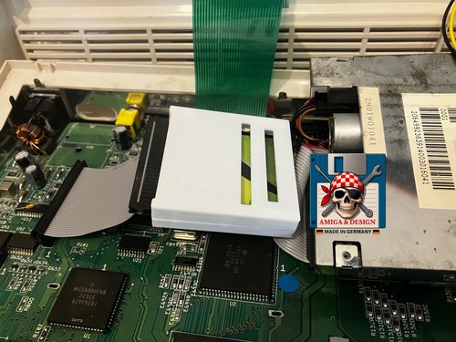 Amiga 1200 600 cf - 🕹️,