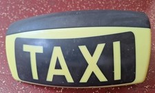 Taxischild Mercedes W212