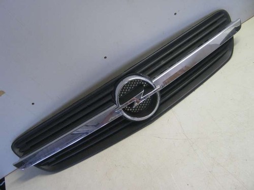 Kühlergrill 13117843 opel - gm,