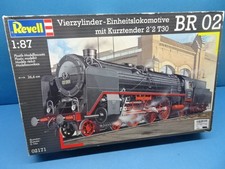 1/87 /HO  REVELL  (2003) : Vierzylinder-Lokomotive "Baureihe 02 " mit Kurztender