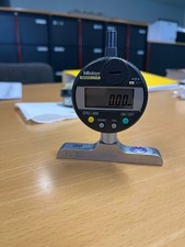 Mitutoyo Digital Tiefenmessgerät 543-270B / ID-C1012B – gebraucht