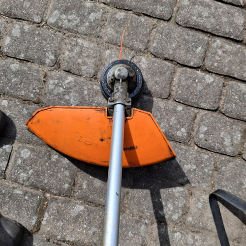 Stihl benzin rasentrimmer - benzin,