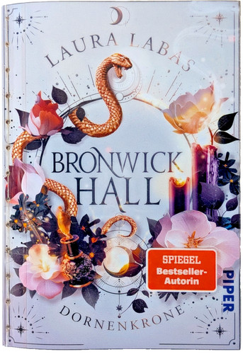 Bronwick hall dornenkrone - hall,