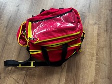 AEROcase Notfalltasche / Sanitätstasche – Rot, viel Stauraum