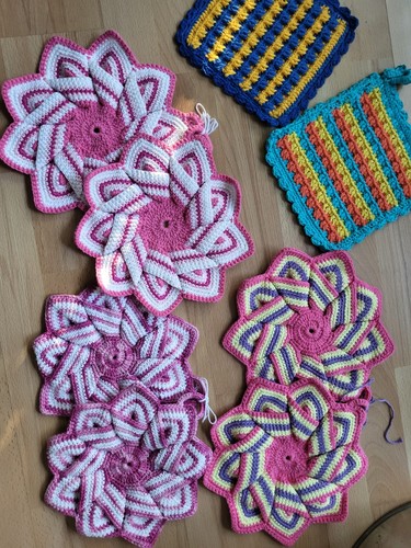 Topflappen konvolut aus omas - topflappen,