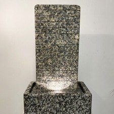 Zimmerbrunnen, Wasserwand Grey