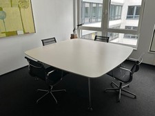 Vitra Konferenztisch Medamorph