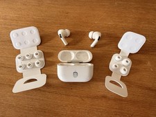 Air Pods Pro 2 mit GRAVUR und ERSATZ-Ohrstöpsel