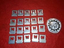 VW Käfer -7'66 113853559 Halter Clip Trittbrett Zierleiste  Trittbrettzierleiste