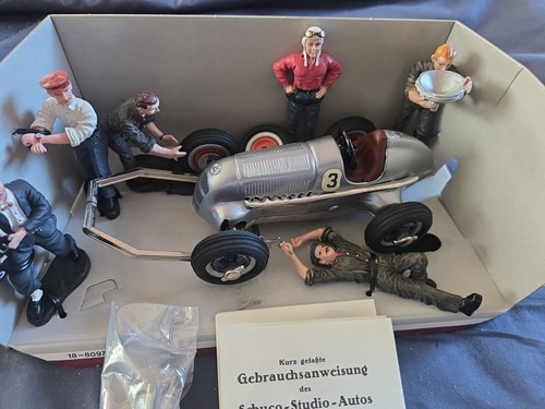Schuco classic racing team - ,