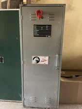 Western-Sattelschrank