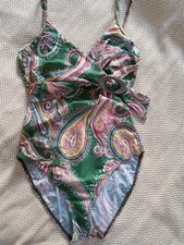 Wunderschöner Badeanzug von