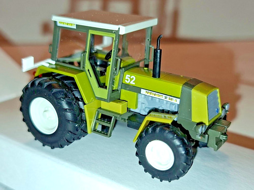 Busch 50423 traktor - -,