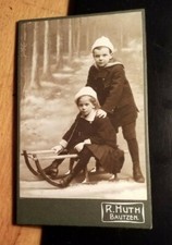 2 Kinder - Mädchen & Junge mit Schlitten - Schnee Kulisse CDV Rich. Huth Bautzen