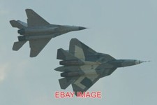 FOTO FLUGZEUG SUKHOI T-50 &