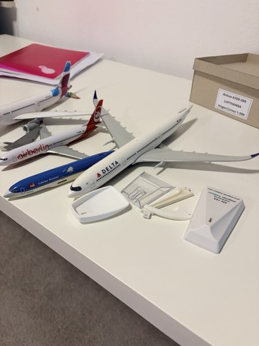 Flugzeugmodelle 200 4 - flugzeugmodelle, –