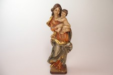 Geschnitzte Holzfigur