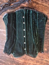 Hochwertige Corsage Samt