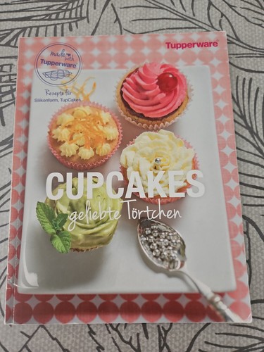 Tupperware cupcakes - -,