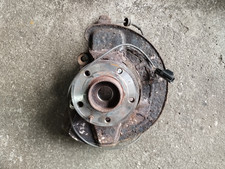 Achsschenkel vorn links Volvo S70 V70-I 99-00 !! C70 99-05 !! Radlagergehäuse