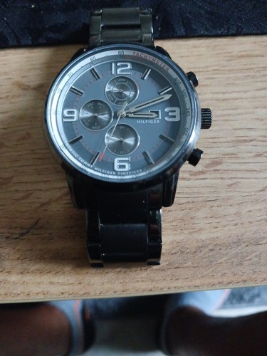 Sie bieten auf - sie, uhr