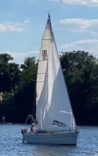 Beneteau First 24 – Fahrtensegelboot  mit Schwenkkiel, segelklar