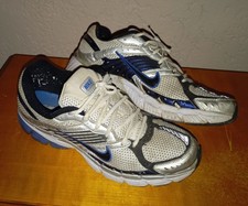 gay ´le Nike Running silber /