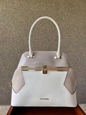 Hartschalentasche aus echtem