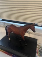 Breyer Modelpferd  Brauner Orchidee Alt  Classic Grösse