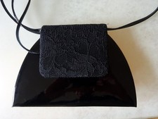 Elegante schwarze Lack-