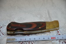 Taschenmesser  CJH   sind aus