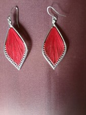 Ohrhänger modisch, sportlich, alltagstauglich und weihnachtliches rot