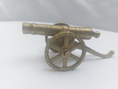 Dekorative tischkanone aus - dekorative,