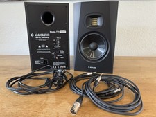 2x ADAM Audio T7V
