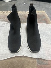 Schwarze Stoffschuhe Mit