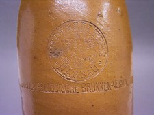 MINARALWASSERFLASCHE