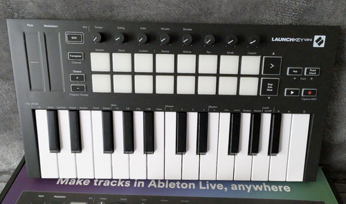 Novation launchkey mini mk3 - launchkey, |