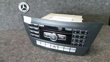 Y49-7 * Mercedes-Benz W204 C-Klasse Navi Comand Radio MP3 NTG4.5 // A2049009807