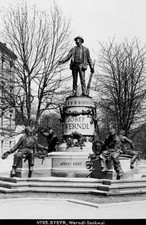 Monument to Josef Werndl About